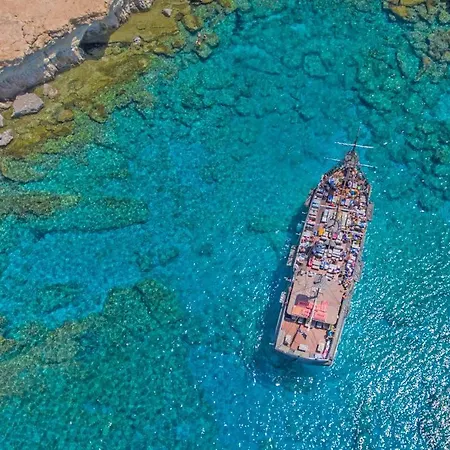 Odessa 4*