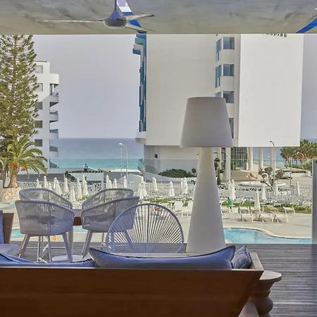 Odessa Hotel 4*