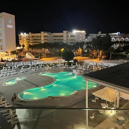 Hotel Odessa 4*