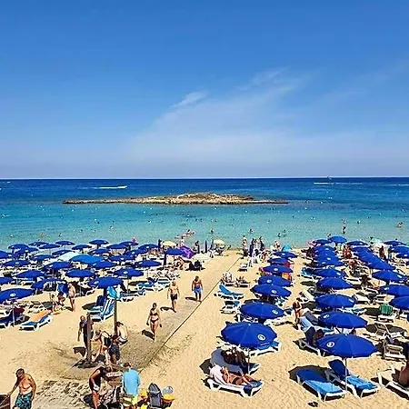 أوديسا بيتش بروتاراس
