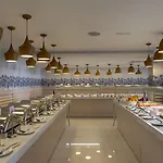 فندق أوديسا بيتش بروتاراس